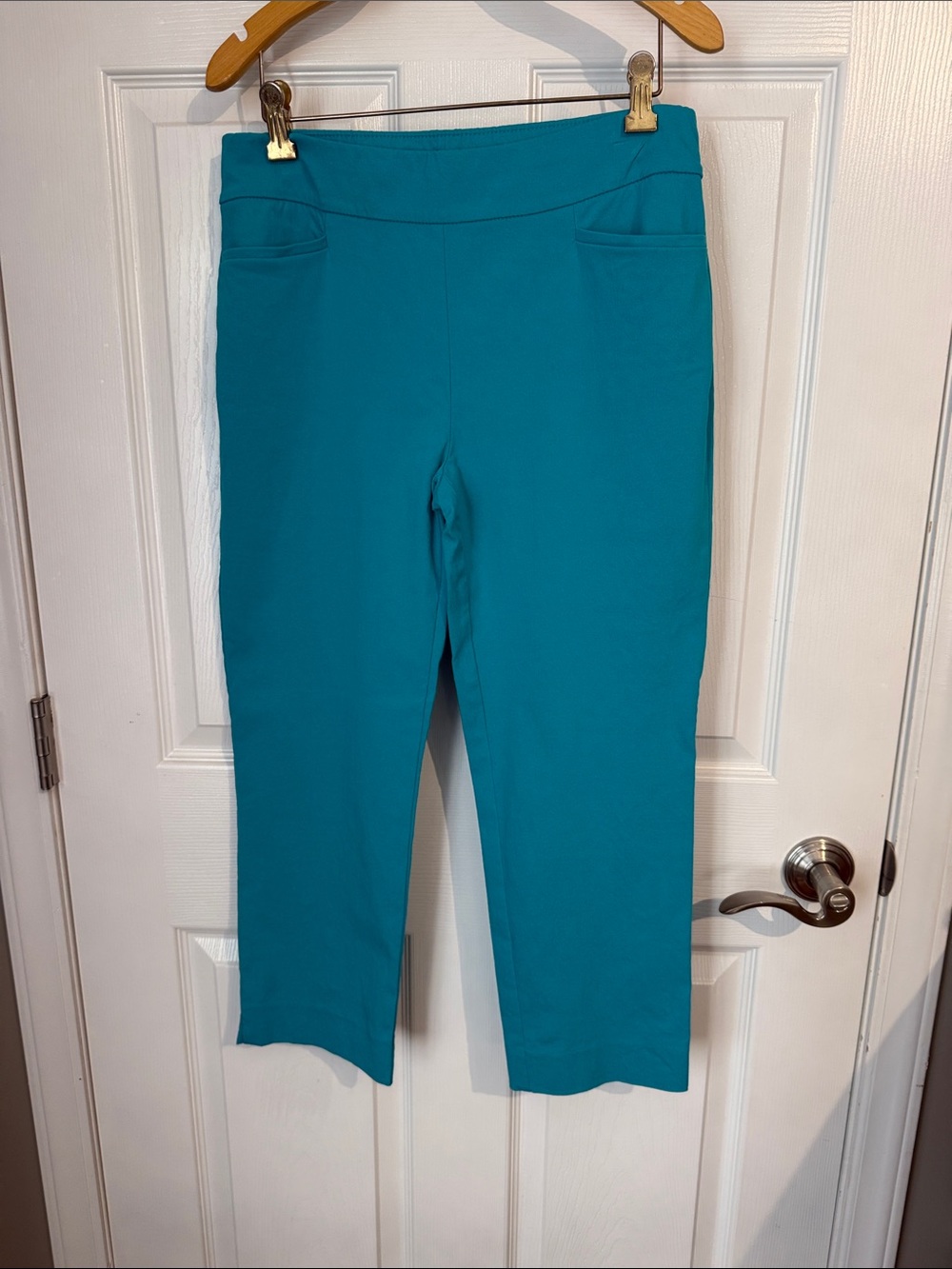 Chico's Teal Cropped Ponte Pants